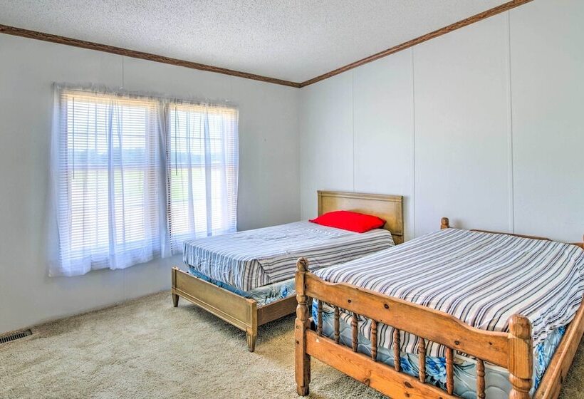 Relaxing Prairie Home, 29 Mi To Starkville!