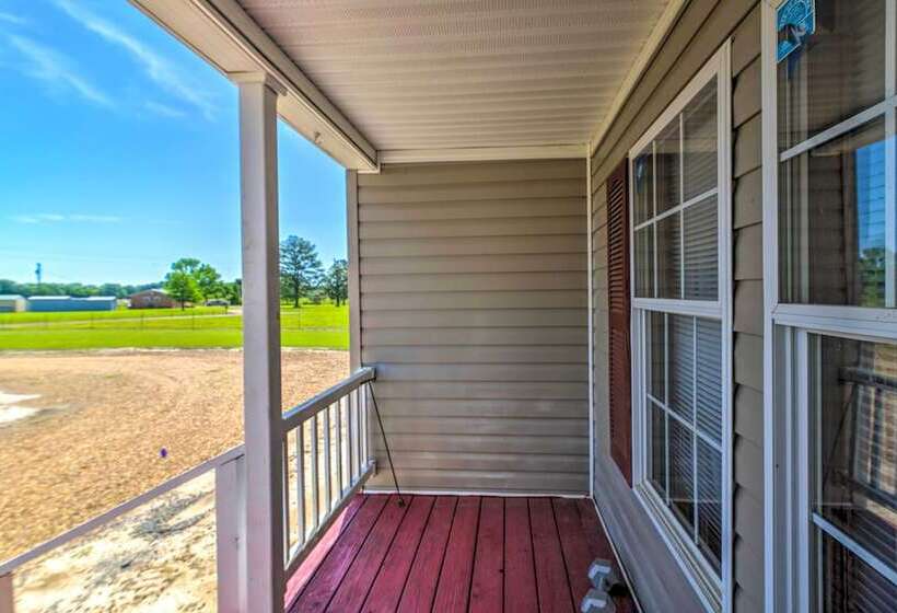 Relaxing Prairie Home, 29 Mi To Starkville!