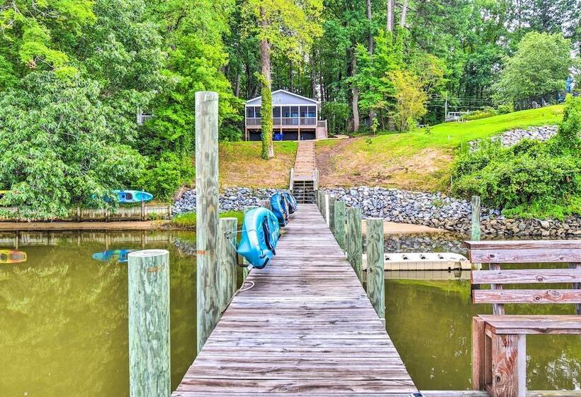 Relaxing Riverfront Cottage W/ Boat Dock!
