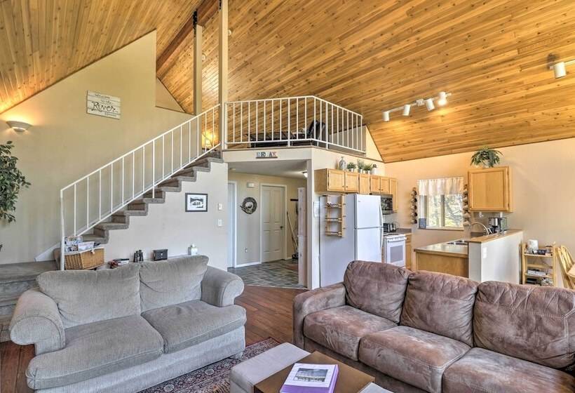 Riverfront Hungry Horse House With Large Deck!