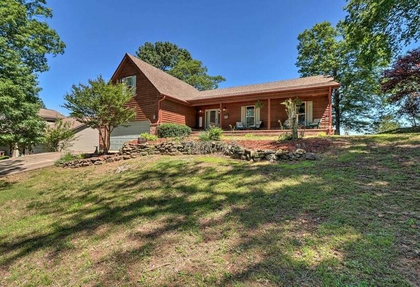 Rustic Lake View Home Near Greers Ferry Lake