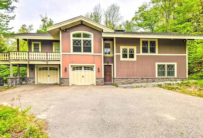 Spacious Bartlett Home W/ Fireplace + Kitchen