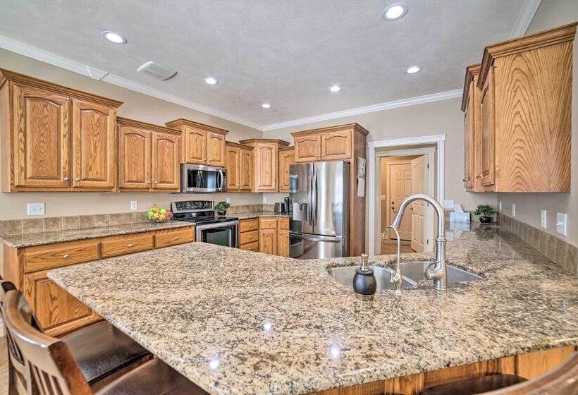Spacious Idaho Home: Ski, Hike, & Fish!
