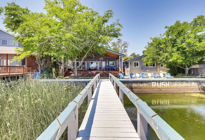 Spacious Lakeport House On Clear Lake W/ Dock