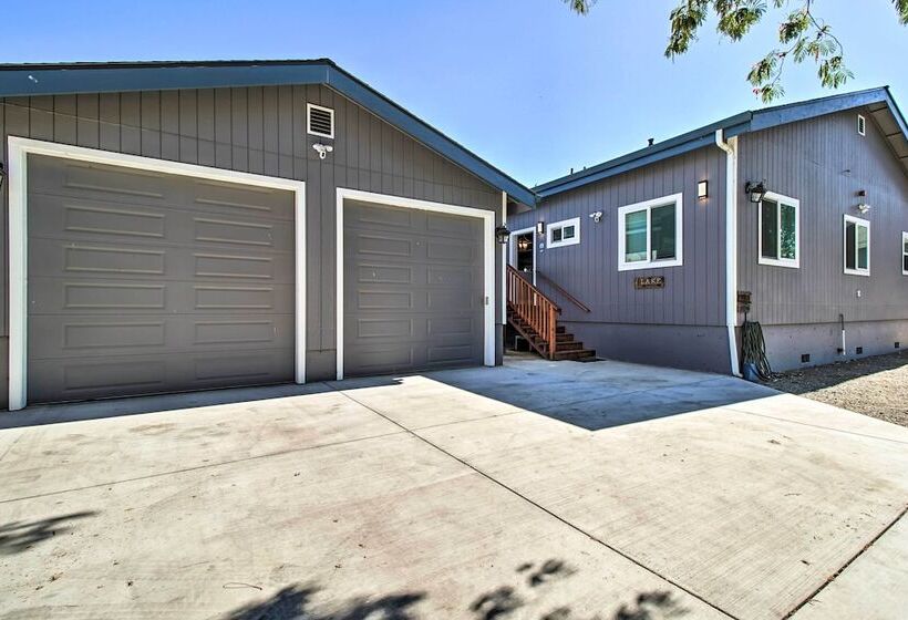 Spacious Lakeport House On Clear Lake W/ Dock