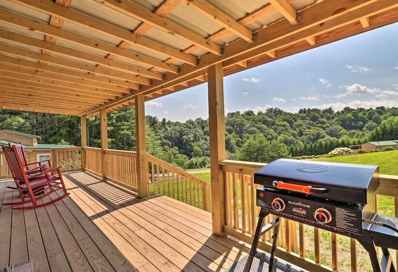 Grill & River Access: Tiny Cabin In Sparta!