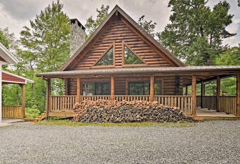 Superb Linville Mountain Cabin W/ Wraparound Decks