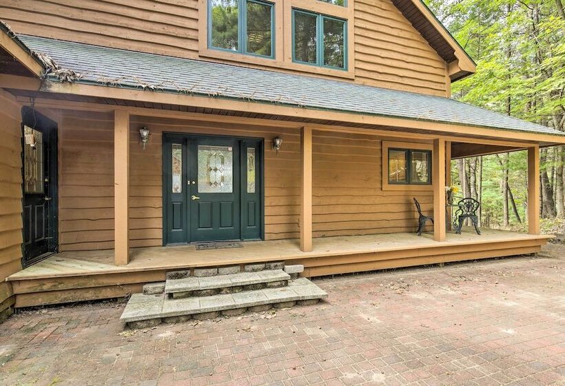 Waterfront Lake Tomahawk Cabin W/ Game Room!