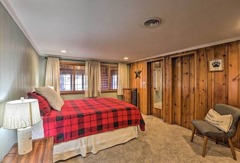 Wildmanor Ranch  Near Red Rocks W/ Hot Tub!