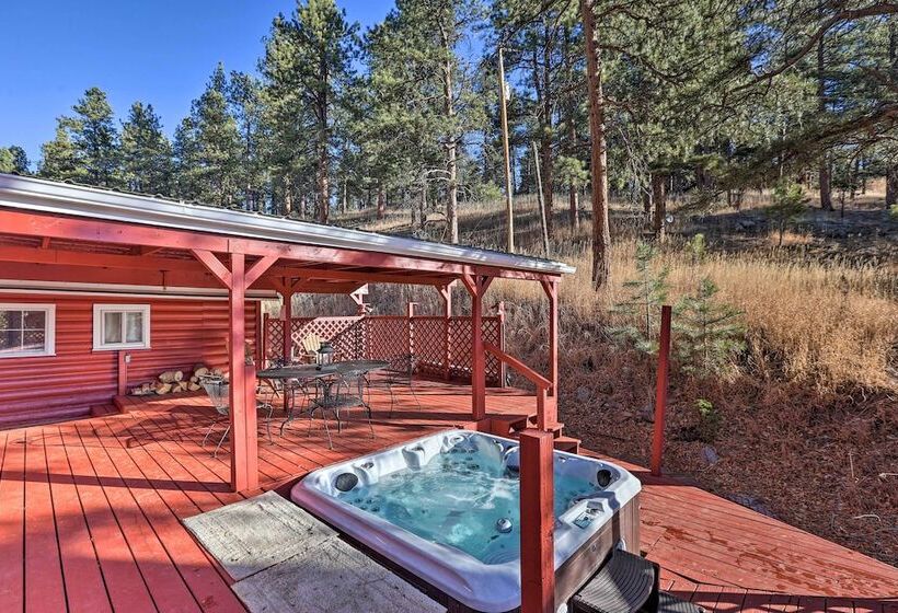Wildmanor Ranch  Near Red Rocks W/ Hot Tub!