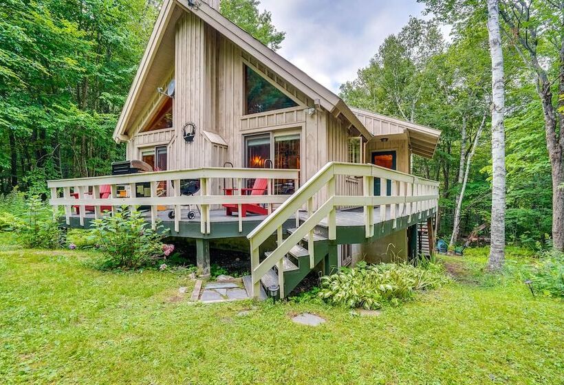 Woodsy Cabin W/ Fire Pit ~ 8 Mi To Mount Snow