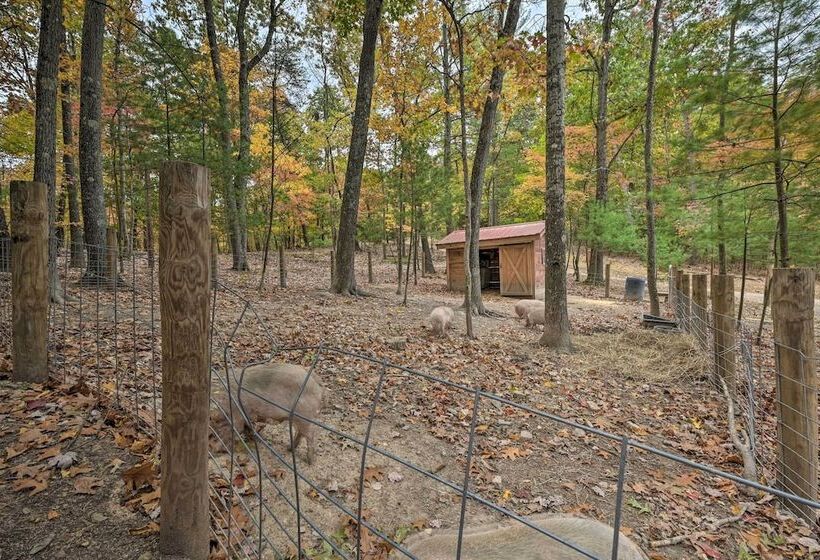 Wyatt Earp Cabin W/ Deck, 1 Mi To Raystown Lake!