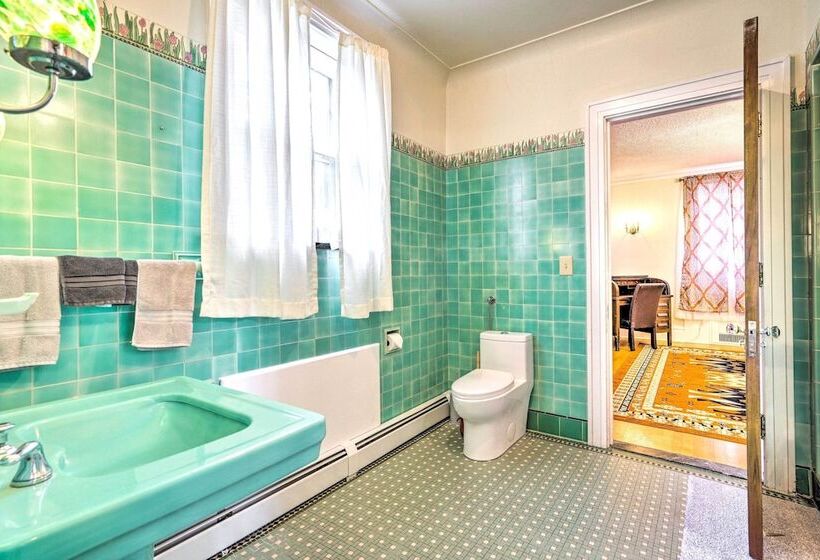 Charming Historic Home ~ 1 Mi To Dtwn Olean!