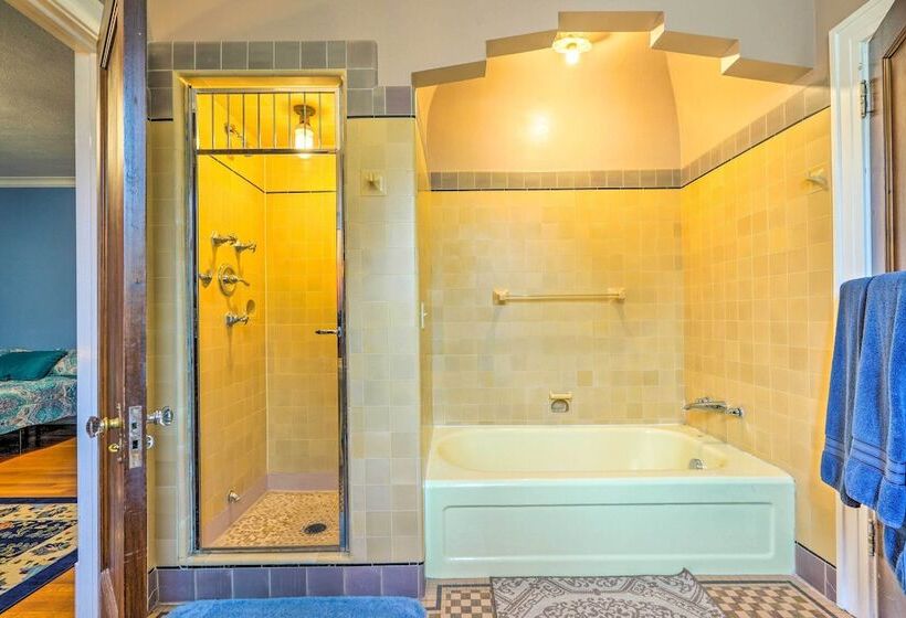 Charming Historic Home ~ 1 Mi To Dtwn Olean!