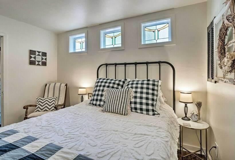 Charming Lake Travis Cottage 20mi To Dtwn Austin