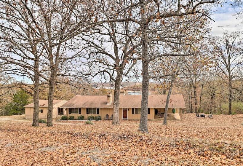 Charming Mountain Home Retreat W/ Lake Views!