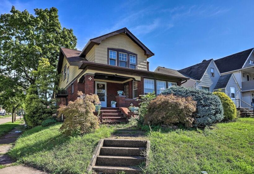 Cleveland Area Home W/ Deck < 10 Mi To Dtwn!