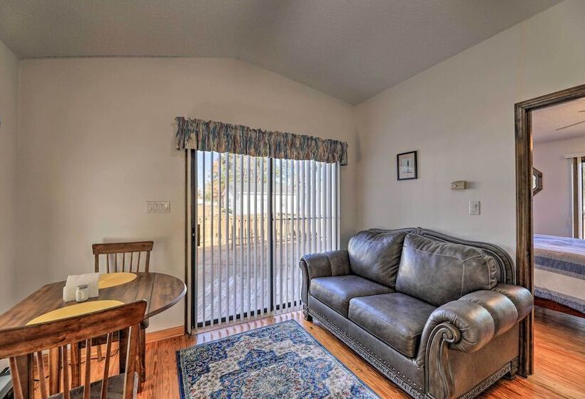 Cozy Cottage  W/ Shared Dock On Dawson Creek