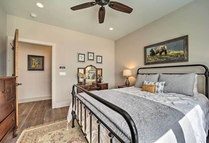 Cullowhee Craftsman Home W/ Mtn Views On 22 Acres