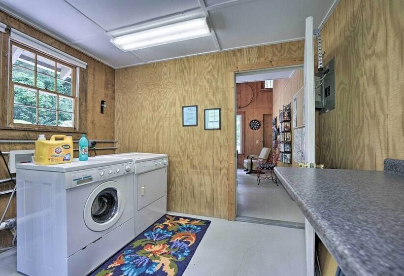 Enchanting Bryson City Cottage W/ Mtn Views!