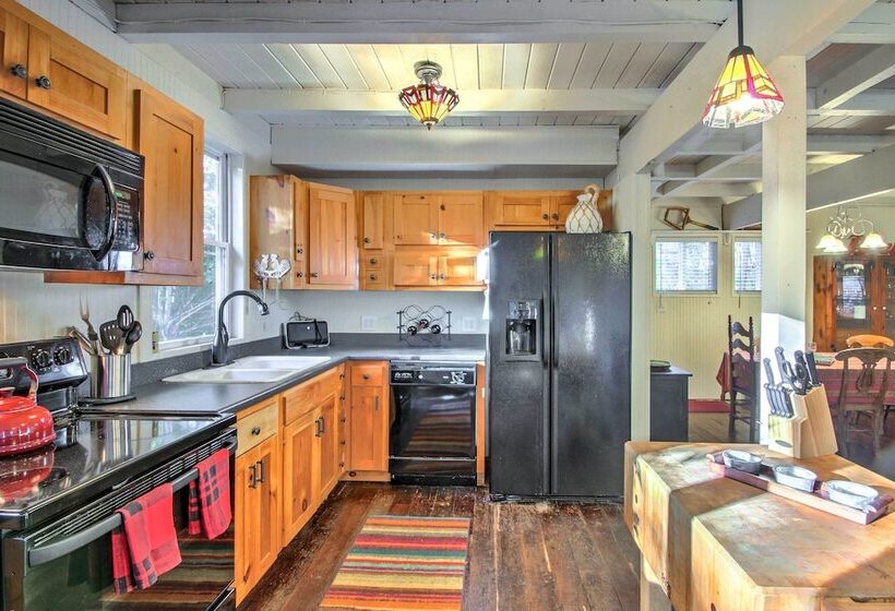 Gilford Cabin   2 Mi To Gunstock Mountain Resort!