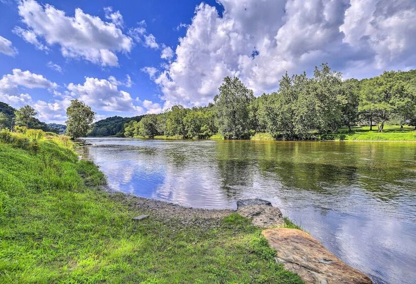 River Access & Game Room: Piney Creek Cabin!
