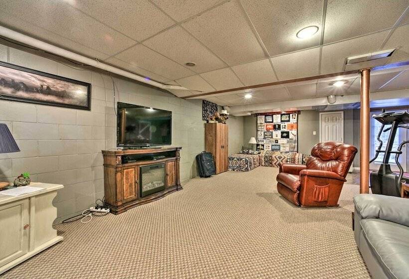 Home On 10 Acres: Perfect For Msu Football Weekend