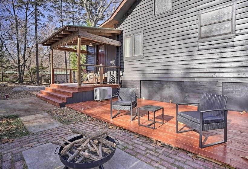 House In The Woods  In Ooltewah W/ Fire Pit!