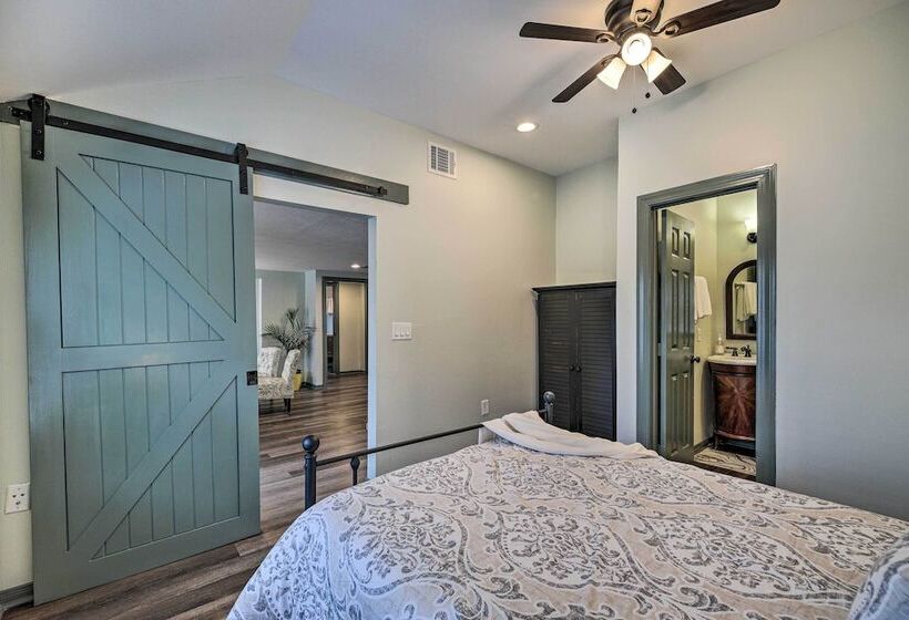 Houston Heights Bungalow   6 Mi To Downtown!