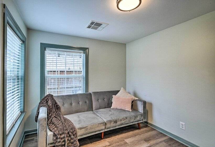 Houston Heights Bungalow   6 Mi To Downtown!