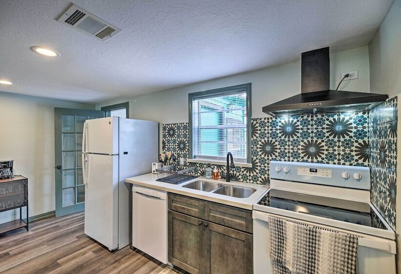 Houston Heights Bungalow   6 Mi To Downtown!