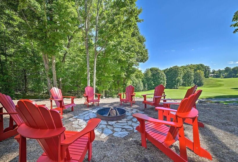 Huge Bellaire Home On Cedar River Golf Course