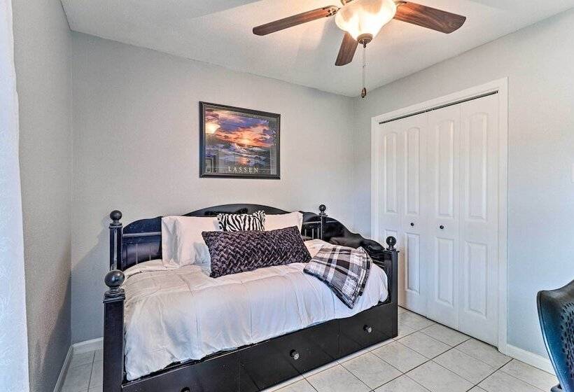 6 Mi To Fort Hood & Universities: Killeen Home