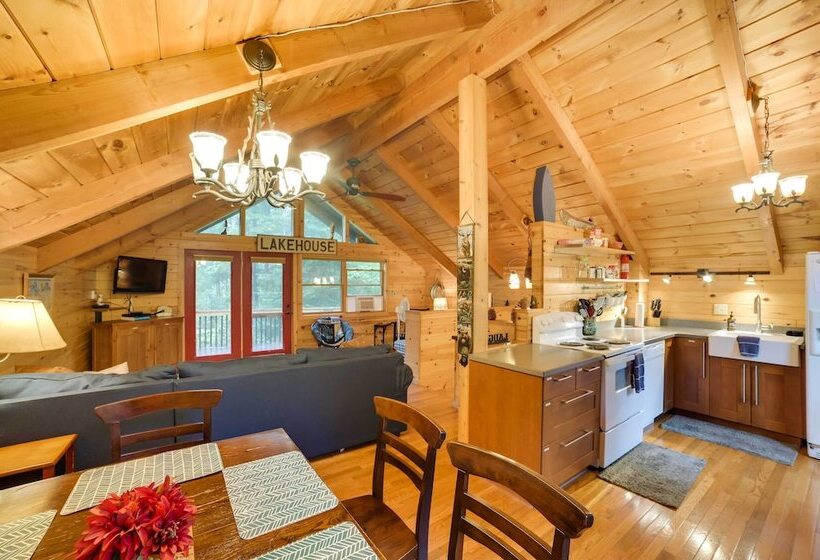 Michigan Cabin Hideaway W/ Lake & Trail Access!