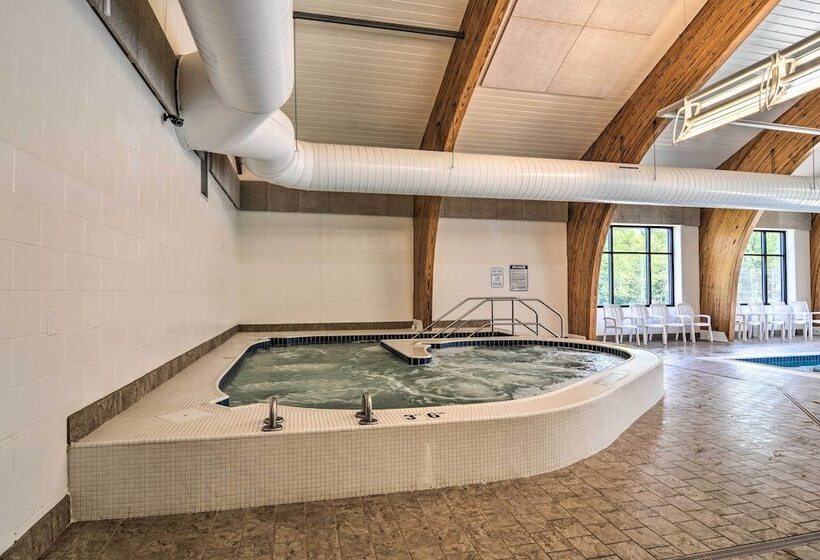 Michigan Cabin Hideaway W/ Lake & Trail Access!