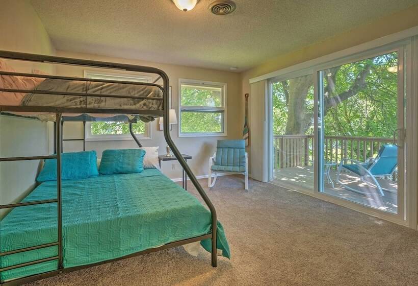 Lake House W/ Hot Tub   1 Mi To Surf  N Slide