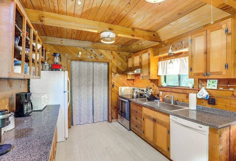 Mars Hill Cabin W/ Pool Table ~ 2 Mi To Wolf Ridge