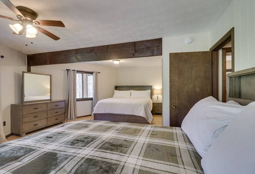 Mcgaheysville Vacation Rental: Yard & Fire Pit!