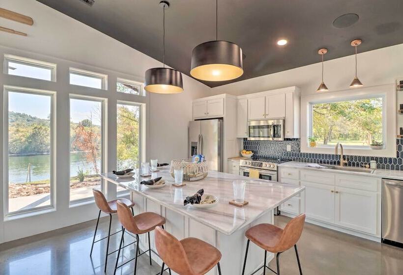 Modern Norfork House W/ Patio On White River!