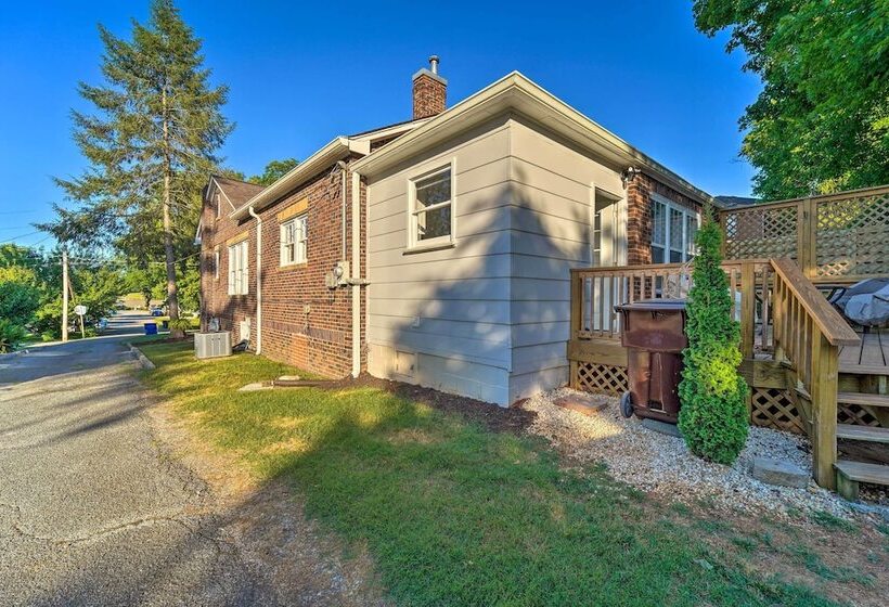 Modern, Sun Lit Retreat W/ Fire Pit & Yard!