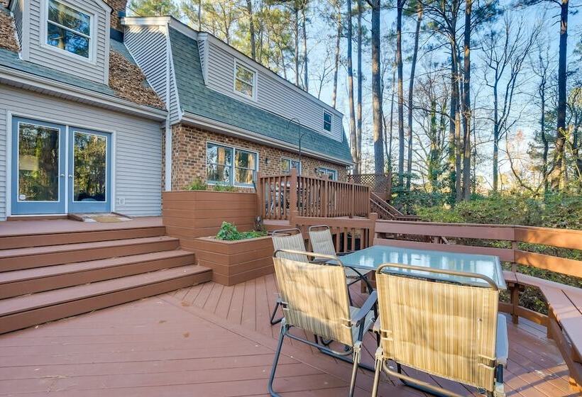 Peaceful Durham Retreat On Pond With Huge Deck!