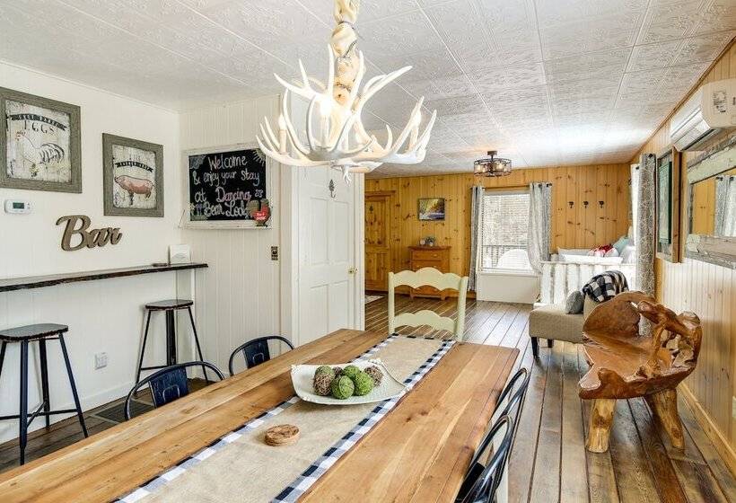 Pet Friendly Gatlinburg Cabin W/ Game Room!