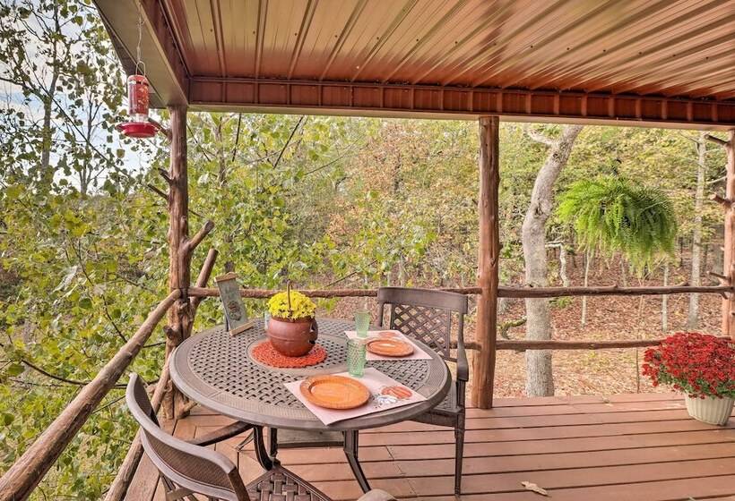 Quiet + Rustic Cabin With Fire Pit On 20 Acres!