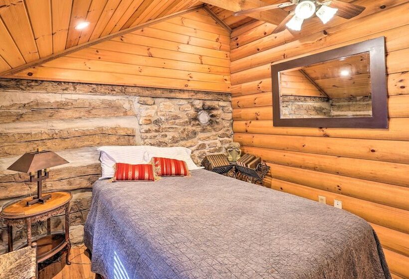 Mars Hill Ski Resort Cabin: 20 Miles To Asheville!