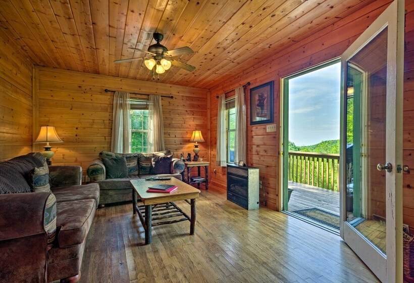 Secluded Lenoir Cabin: 4 Mi To Dtwn Blowing Rock