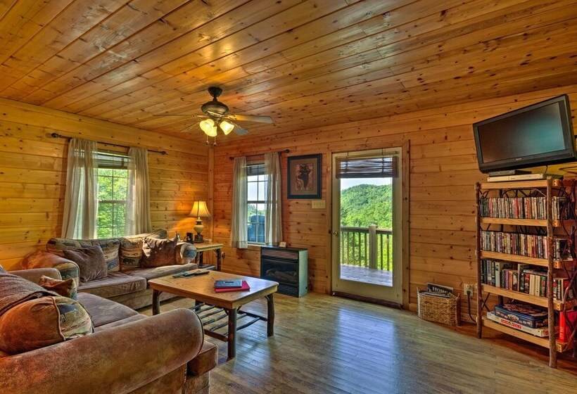 Secluded Lenoir Cabin: 4 Mi To Dtwn Blowing Rock