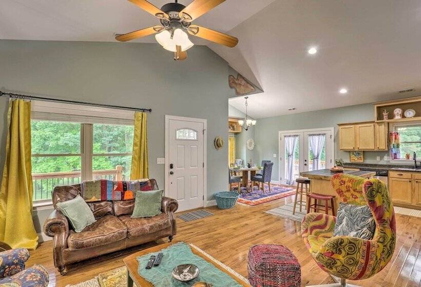 The Bowen Arrow Lovely Home In Asheville!