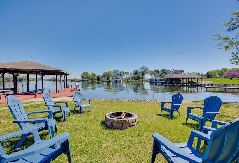 The View   Waterfront Lake Anna Home W/ Dock!