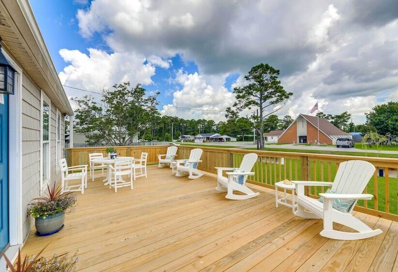 The Willowberry House  With Deck & Grill!