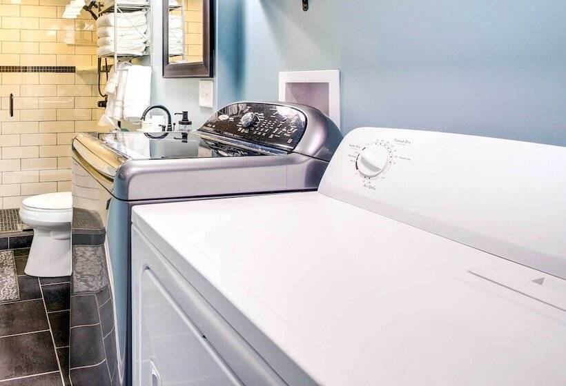 Waterfront Florence Home W/ Private Dock!